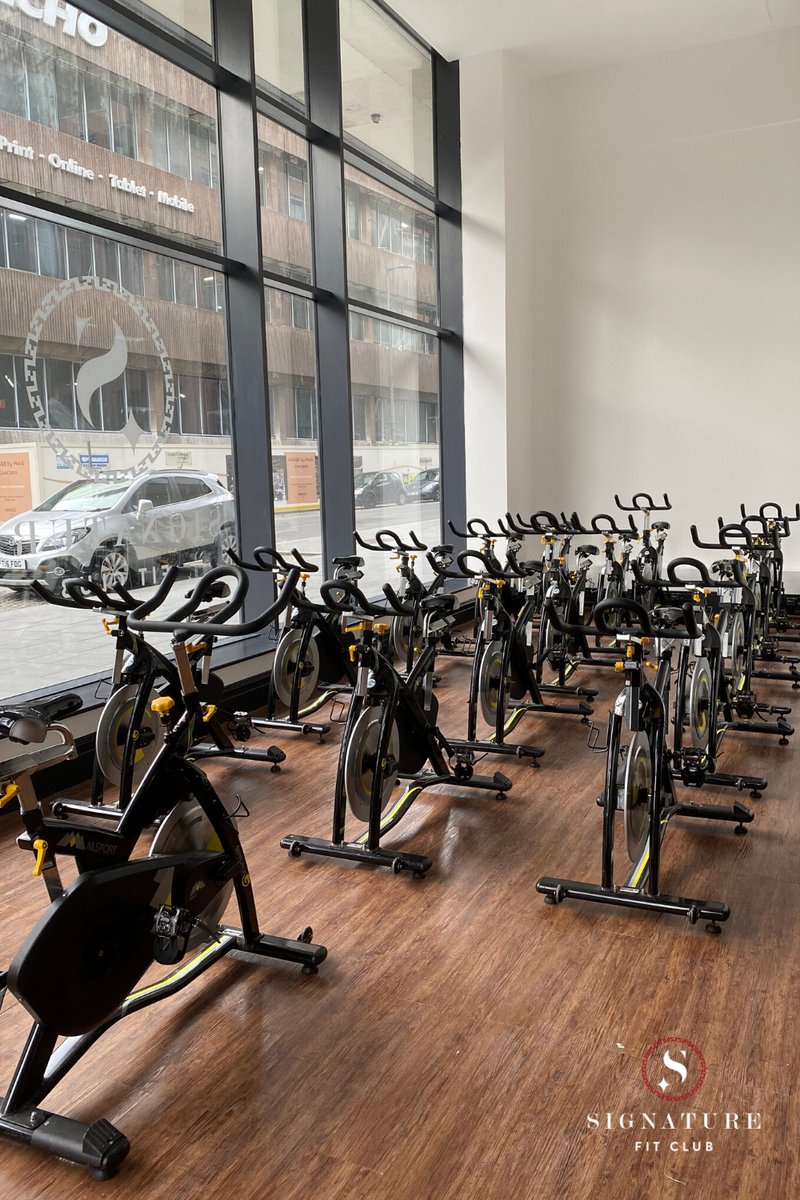 Meet Alex: The Everyday Spin Boss in United Kingdom